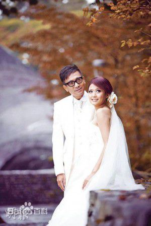 罗敏庄(Lo Man Chong,；Mimi)生活照素颜照壁纸