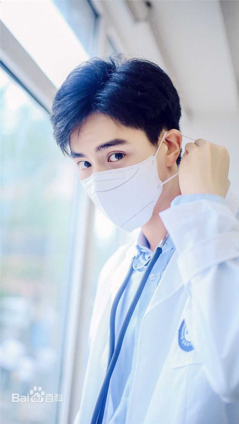 胡一天医生制服系列壁纸壁纸