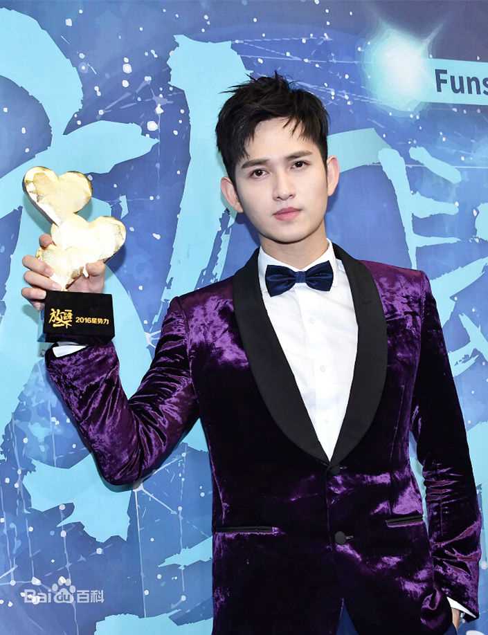 马可(Kyle)获奖瞬间前后照片