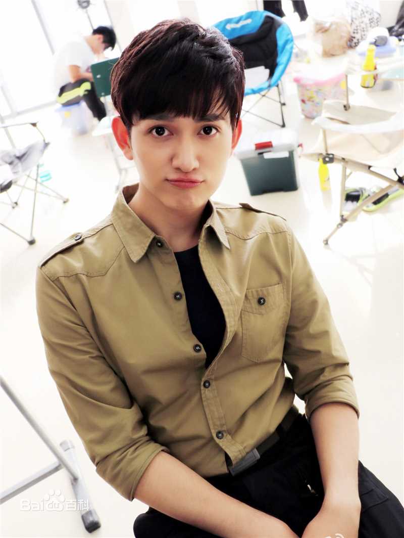 高清马可(Kyle)在《麻辣变形计》饰梁大巍中的图集