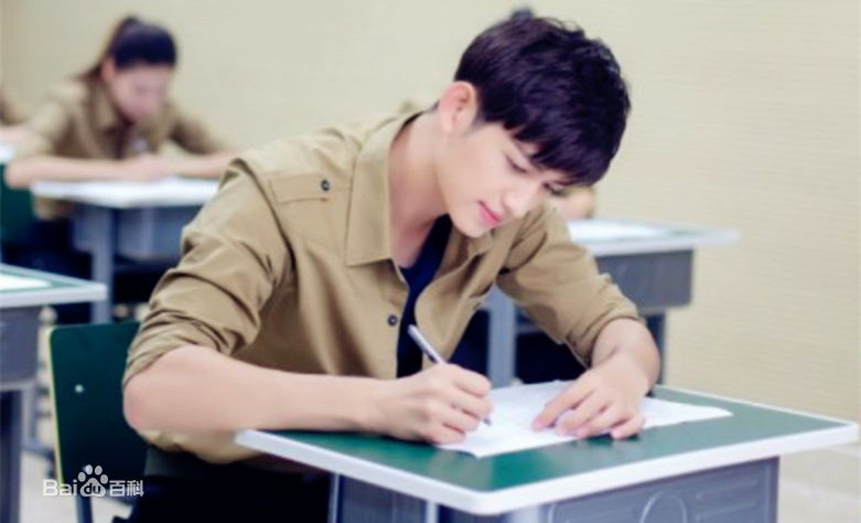 高清马可(Kyle)在《麻辣变形计》饰梁大巍中的图集