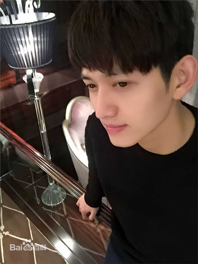 马可(Kyle)娱乐素颜照相册