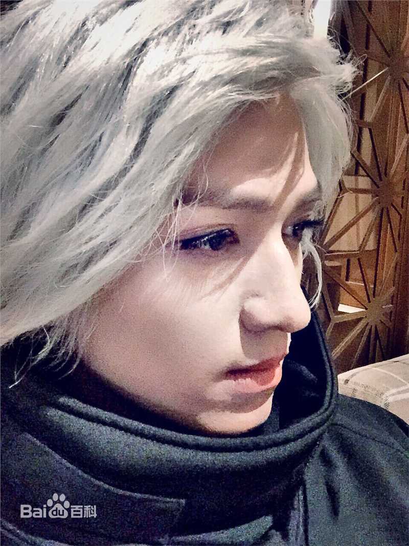 马可(Kyle)娱乐素颜照相册