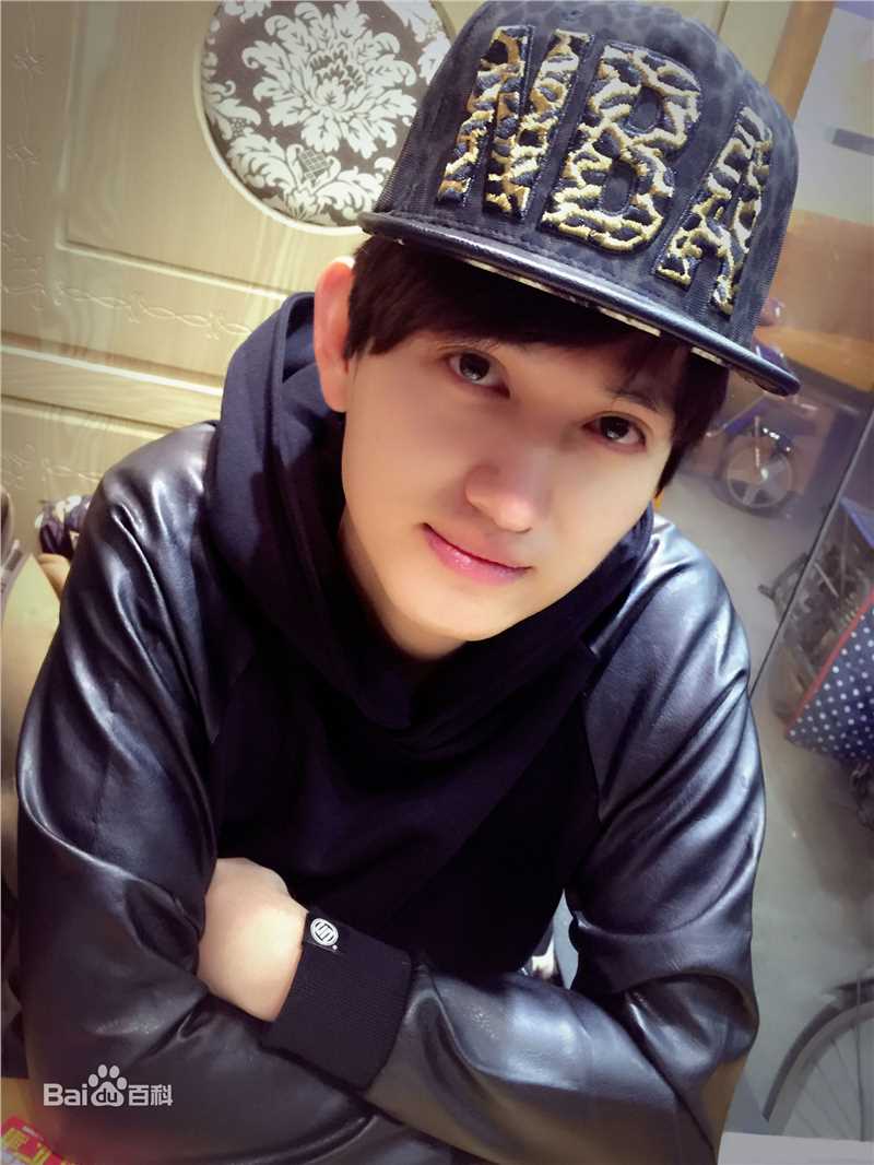 马可(Kyle)娱乐素颜照相册