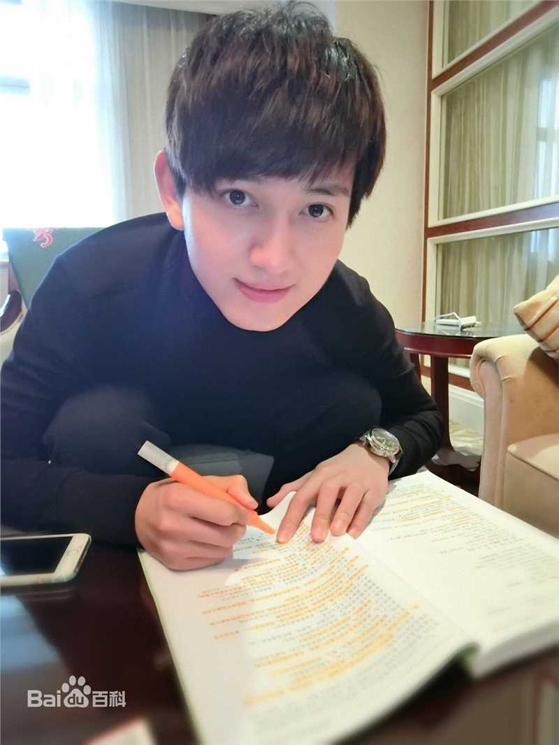 马可(Kyle)娱乐素颜照相册