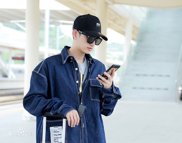 马可(Kyle)机场路拍素颜照相册