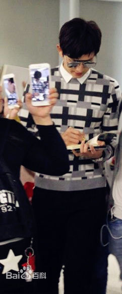 马可(Kyle)机场路拍素颜照相册