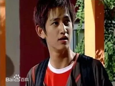 最新马可(Kyle)在《家有儿女》饰狂野男孩中的壁纸