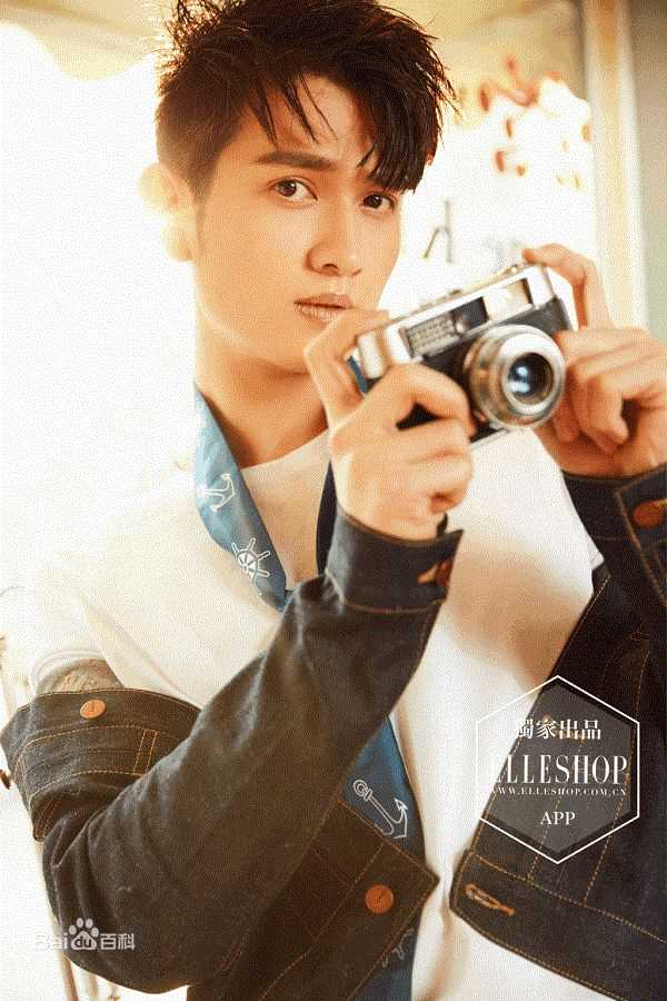 最全马可(Kyle)在《ELLESHOP》中的相册