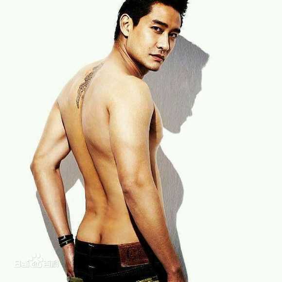 纳瓦·君拉纳拉(Nawat Kulrattanarak)生活照生活照