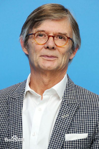 比利·奥古斯特(Bille August)导演性感图片图集