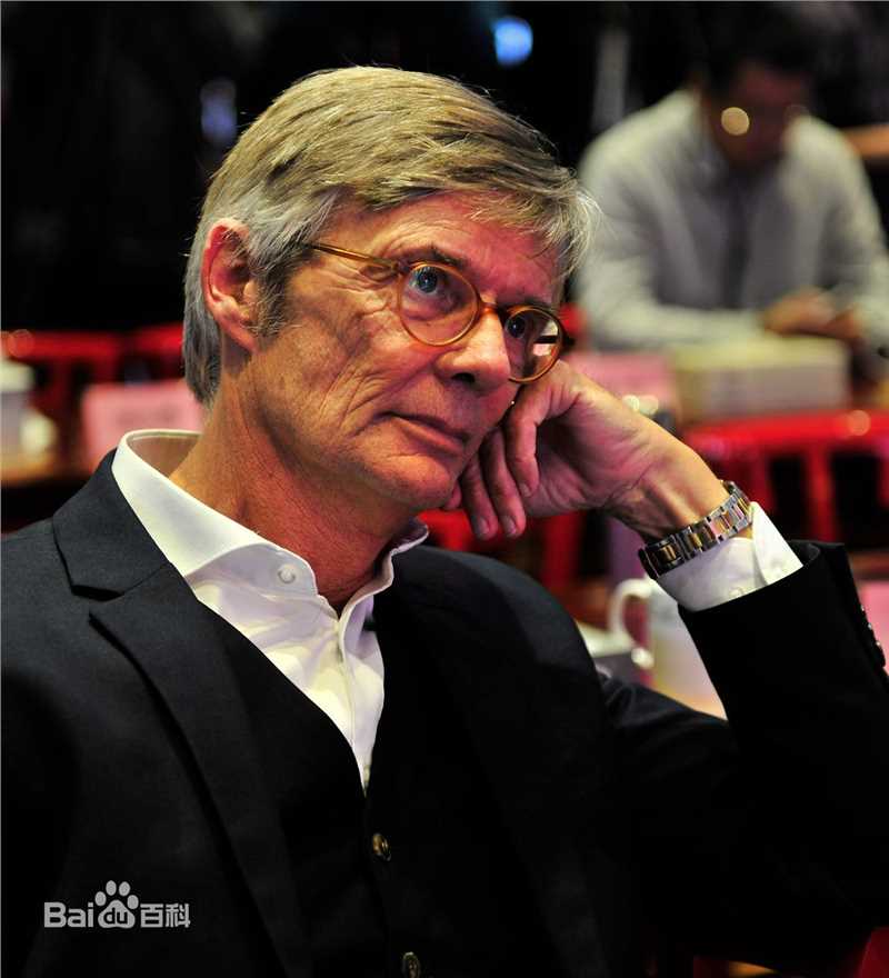 比利·奥古斯特(Bille August)导演性感图片图集