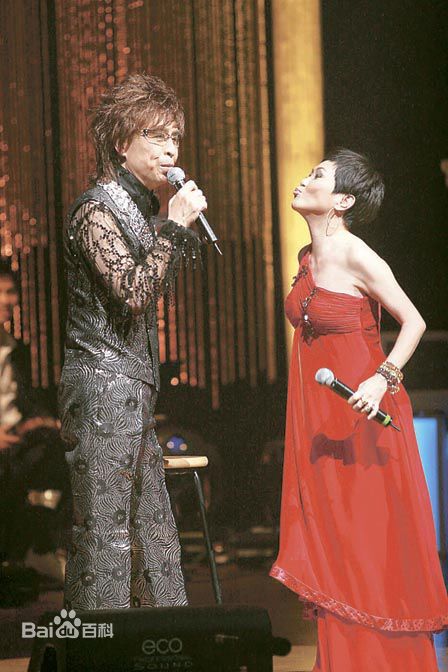 叶振棠(Johnny Yip)演出照素颜照相册