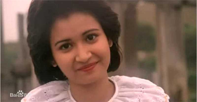 陈佩茜青春1000日生活照