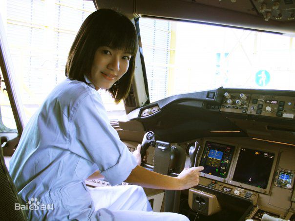 卢瑞恩(Rui En)瑞恩剧集海报及最新剧照