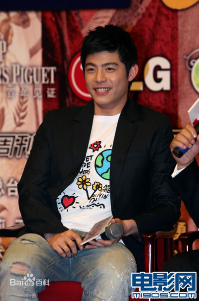 最新王柏杰(Edison、Bo-Chieh Wang)性感图片