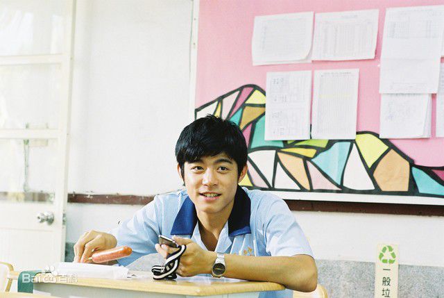 最新王柏杰(Edison、Bo-Chieh Wang)在电视剧《你是我的唯一》中的壁纸