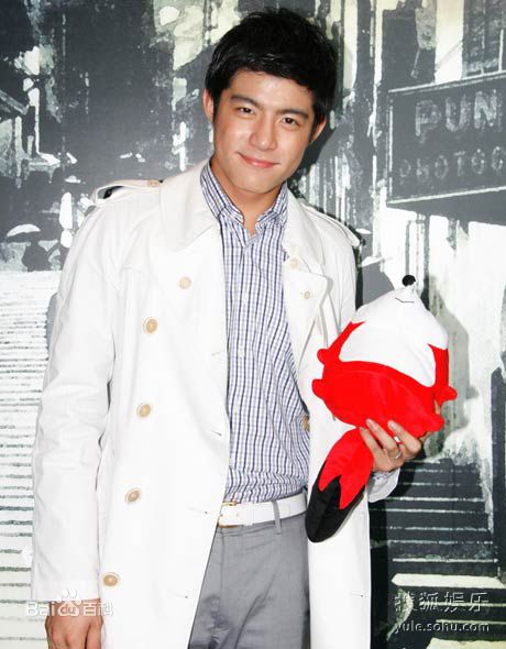 最新王柏杰(Edison、Bo-Chieh Wang)在电视剧《你是我的唯一》中的壁纸