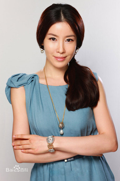 李泰兰()前后照片