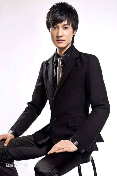 高清何建泽图片