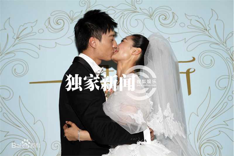 何建泽陶昕然婚礼热吻照前后照片