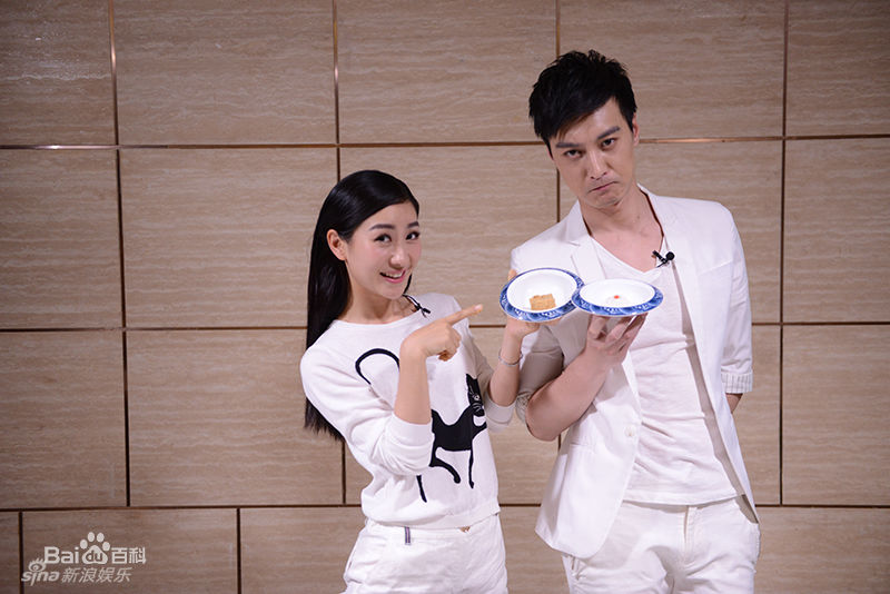 高清何建泽在《明星美食地图》照片中的图集