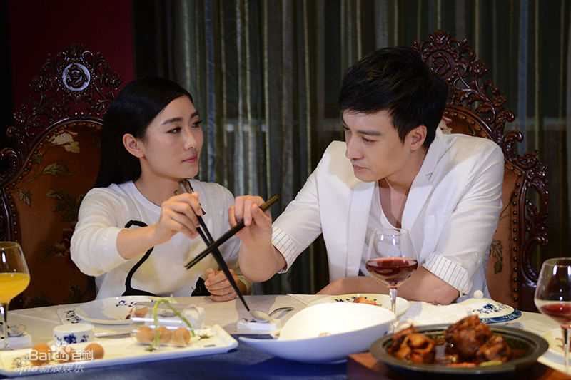 高清何建泽在《明星美食地图》照片中的图集