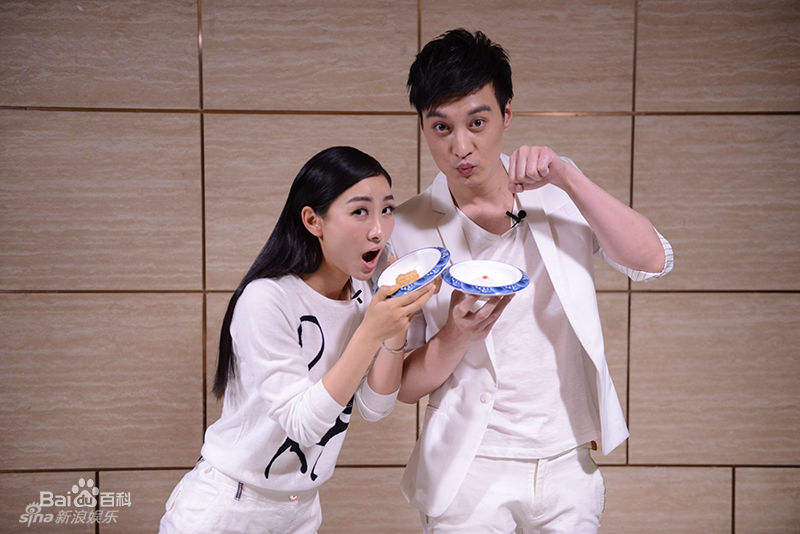 高清何建泽在《明星美食地图》照片中的图集