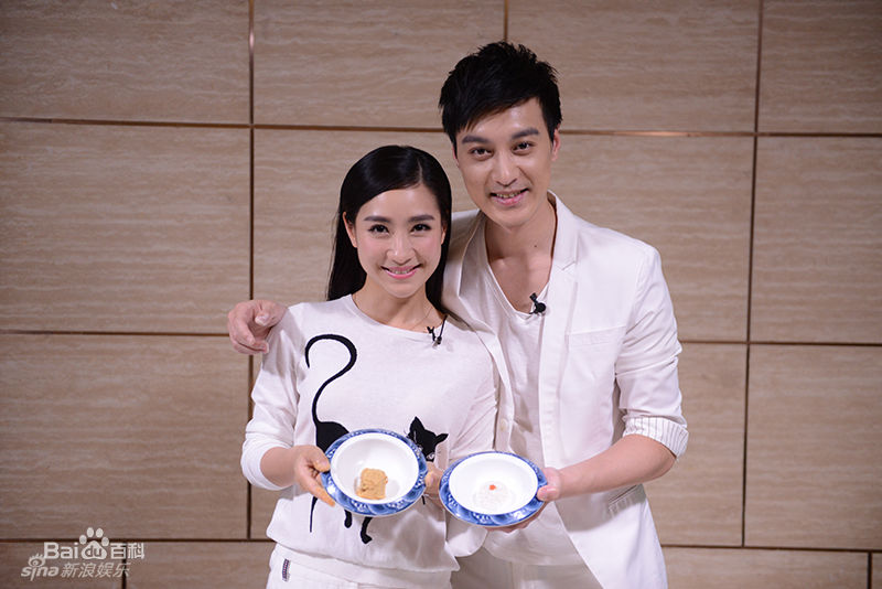 高清何建泽在《明星美食地图》照片中的图集