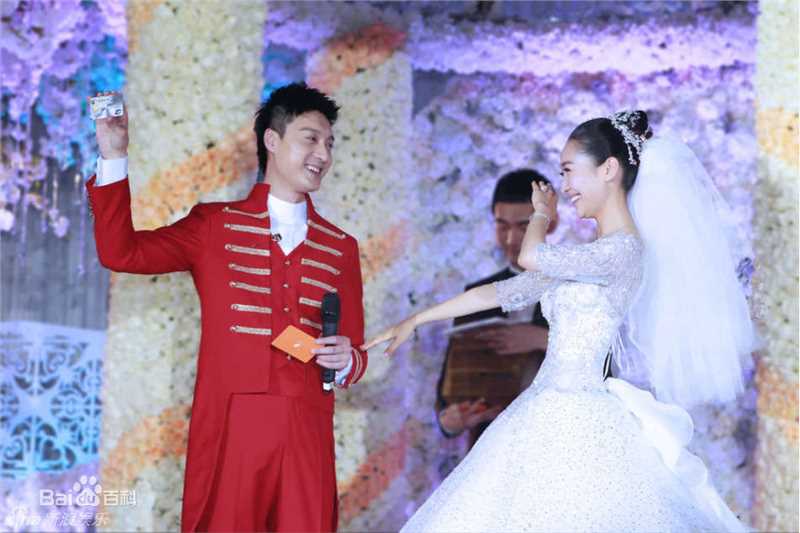 何建泽水晶“梵高星空主题”特制款高档婚纱照图片图册