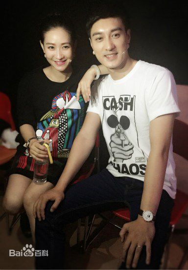 最优质何建泽在《拜托了妈妈》节目现场中的相册