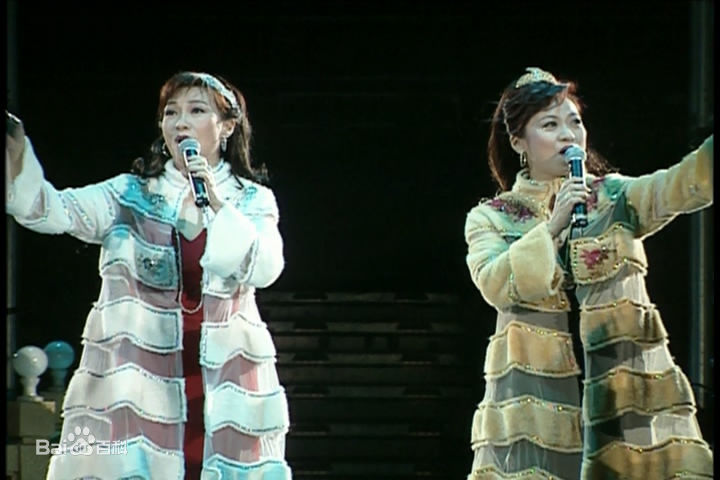 森森(Sylvia Lai)金曲满天星演唱会前后照片