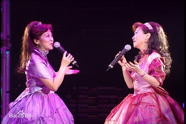 森森(Sylvia Lai)金曲满天星演唱会前后照片