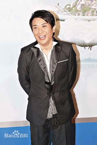 最优质梁思浩生活照