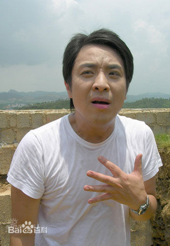 最优质梁思浩生活照