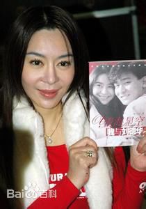 喻可欣参加活动照前后照片