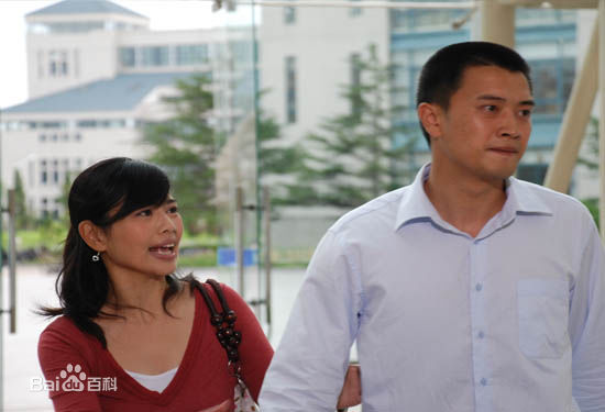 蒋毅在2008年《单亲妈妈》饰演江浩然中的