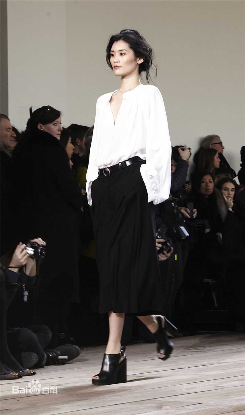 奚梦瑶(Ming Xi)走秀图素颜照相册