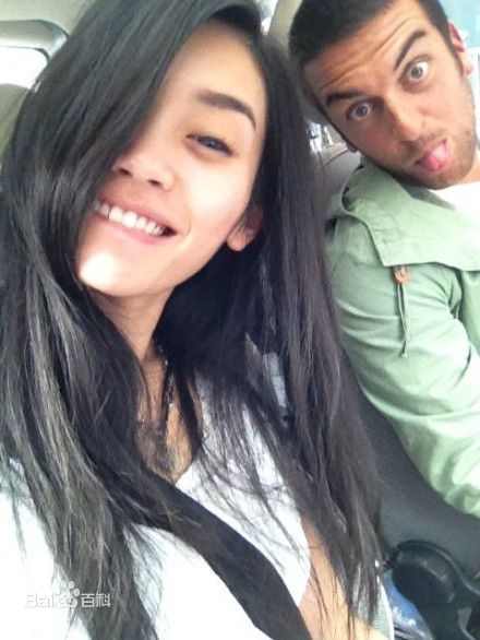 奚梦瑶(Ming Xi)生活照素颜照相册