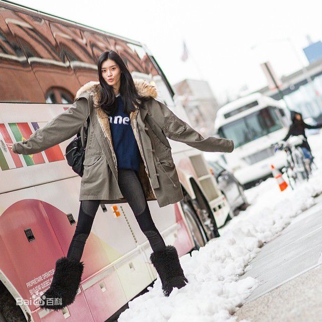 奚梦瑶(Ming Xi)街拍、T台照素颜照壁纸