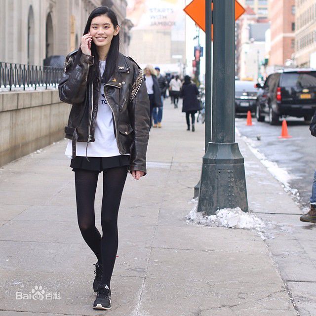 奚梦瑶(Ming Xi)街拍、T台照素颜照壁纸