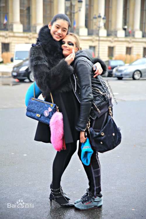 奚梦瑶(Ming Xi)街拍、T台照素颜照壁纸