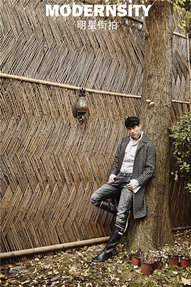 李程彬时尚街拍图册