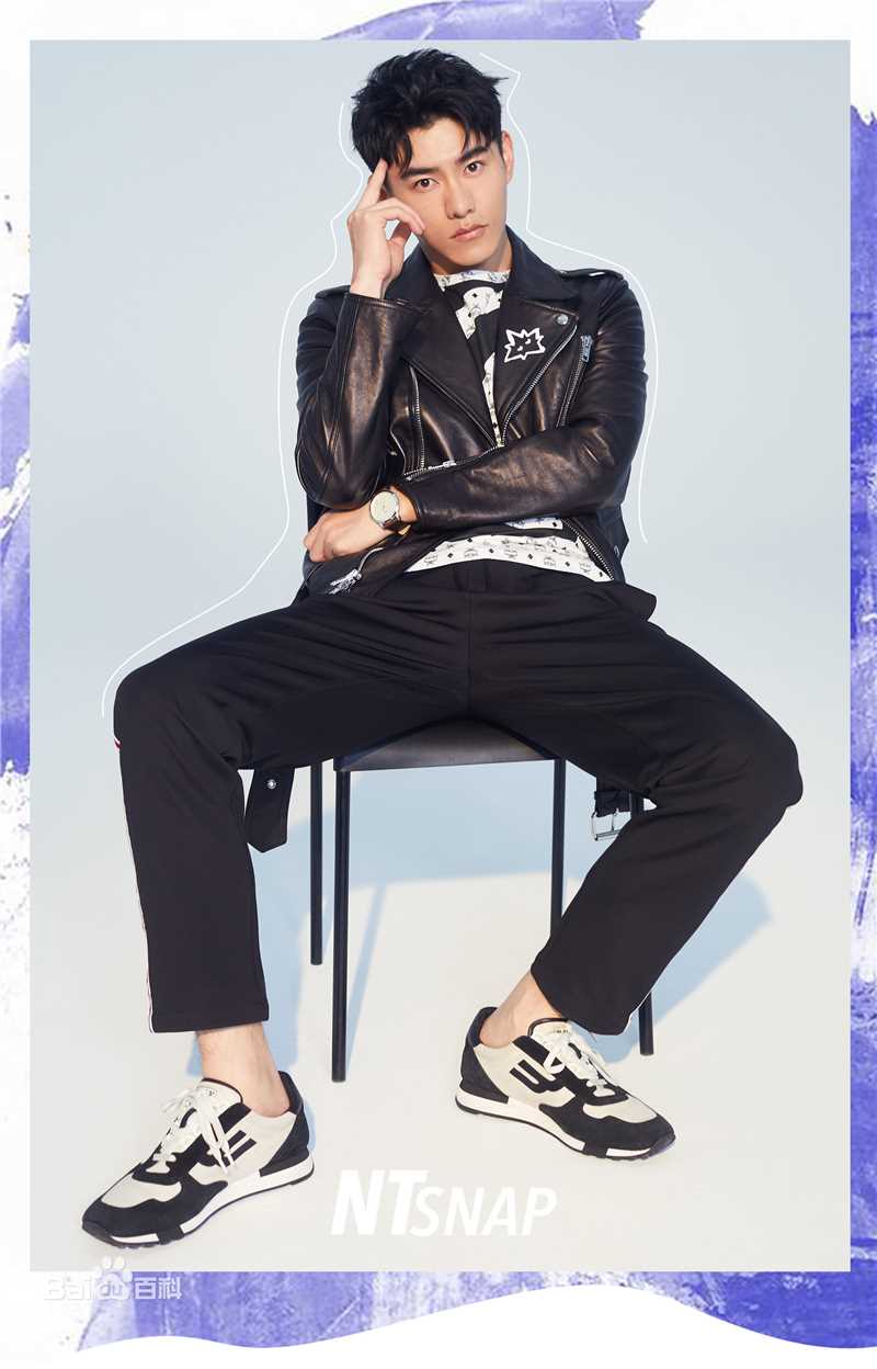 最新李程彬在《NTsnap》时尚大片中的图集
