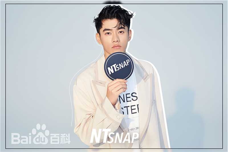 最新李程彬在《NTsnap》时尚大片中的图集