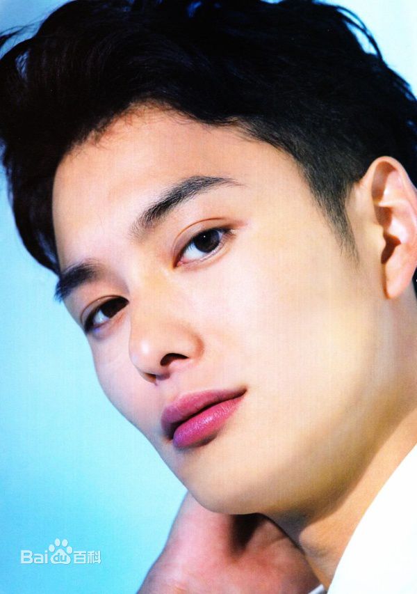 最新冈田将生(おかだ まさき)性感图片