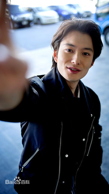 最新冈田将生(おかだ まさき)性感图片