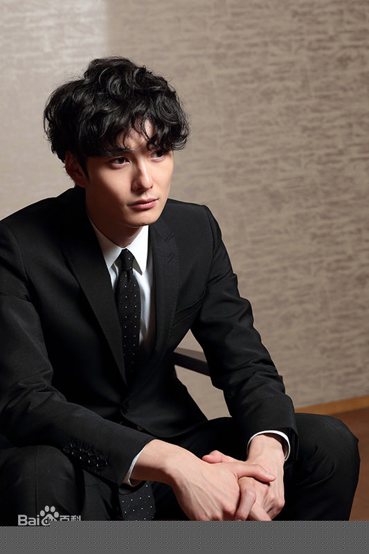 最新冈田将生(おかだ まさき)性感图片