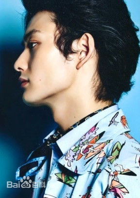 最新冈田将生(おかだ まさき)性感图片