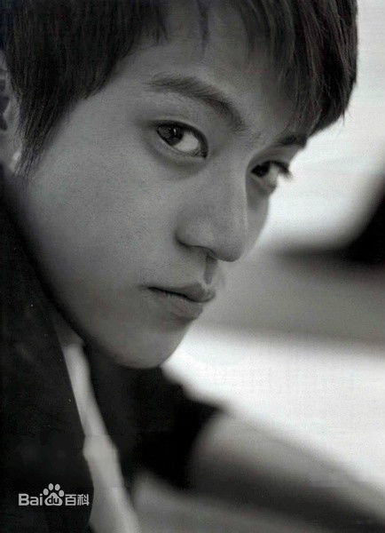 小栗旬(おぐり しゅん、Oguri Shun)生活照